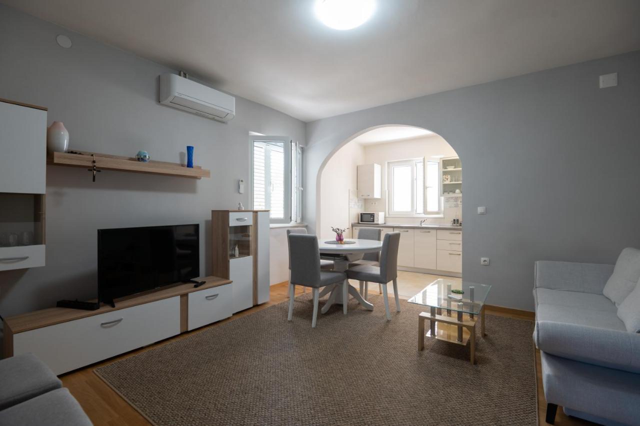 Modern Apartment Edda - Quiet Area - Close To Old Town And Beaches Задар Екстер'єр фото